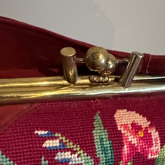 Vintage needlepoint, mid century box purse - Picture 5 of 7